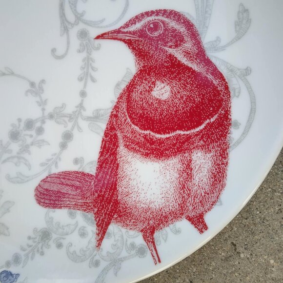 Lovely Set of 4 Porcelain Hand Painted Enameled Plates with Arabesques/ Red Song - Picture 6 of 15